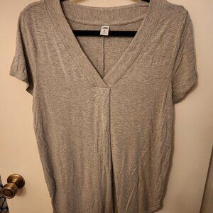 Women's Old Navy Grey Luxe V-Neck Top - Size Medium Tall